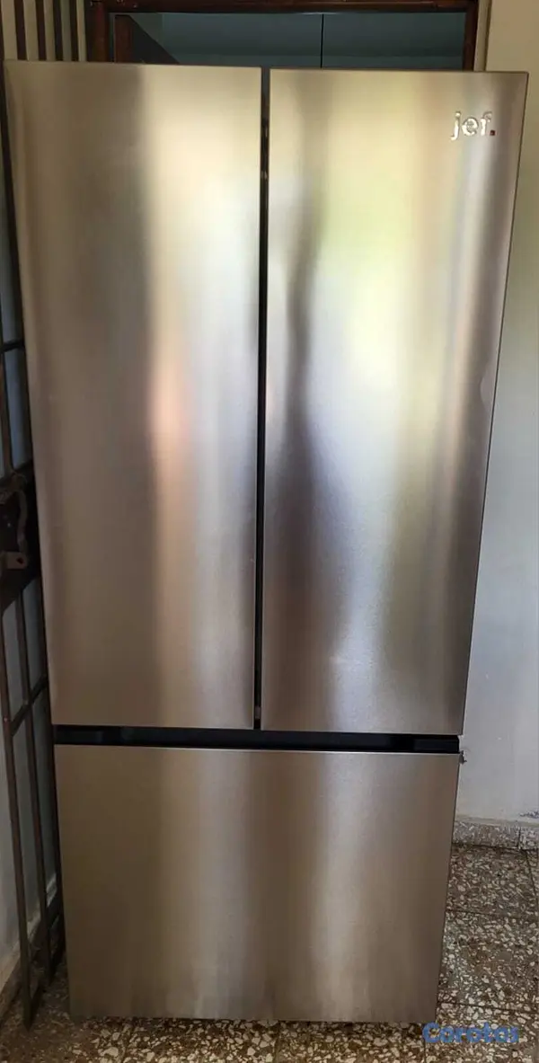 electrodomesticos - Nevera 18 pies cubicos como nueva con freezer en l 3