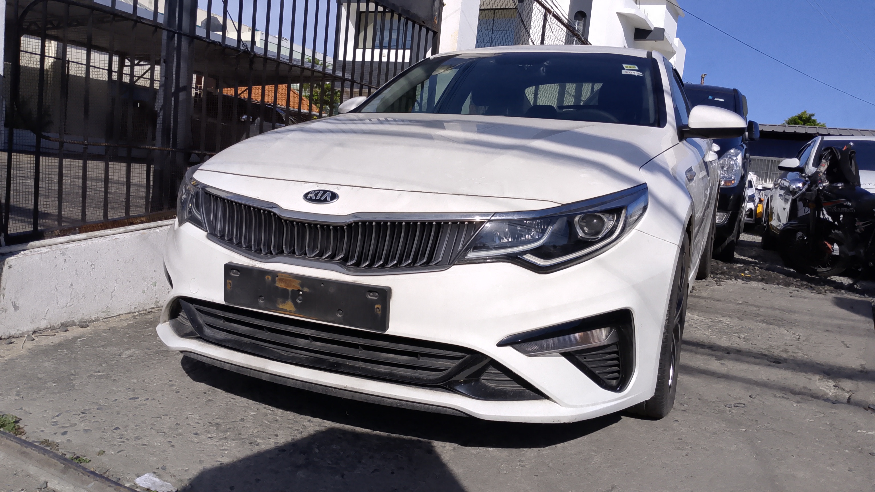 carros - KIA K5 2019 BLANCO DESDE: RD$895,100.00 4