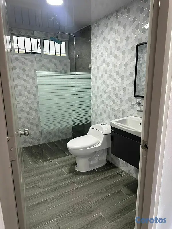apartamentos - Primer nivel remodelado en Renacimiento 4