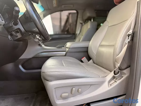 jeepetas y camionetas - Chevrolet Tahoe LT 2015 9