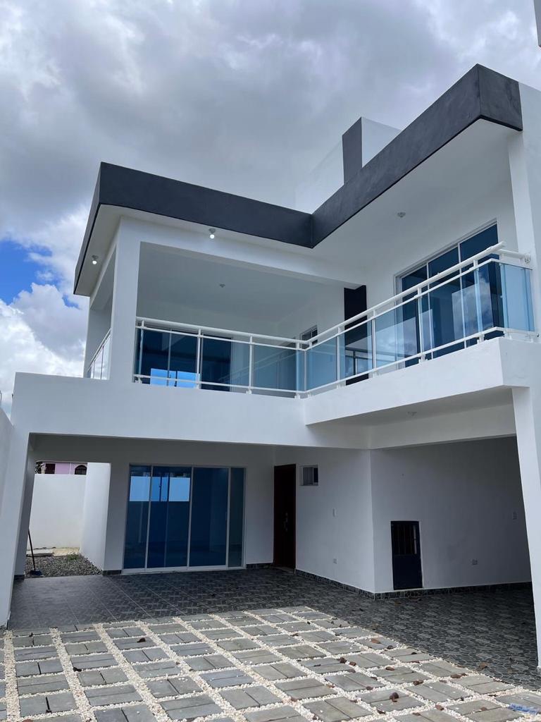 casas - Venta de casa en la autopista de san Isidro prado oriental Santo Domingo  0