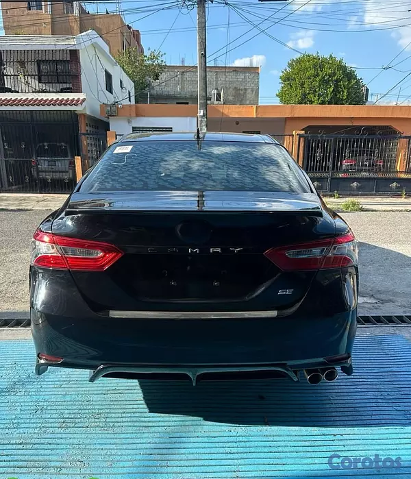 carros - Toyota Carmry SE 2019  7