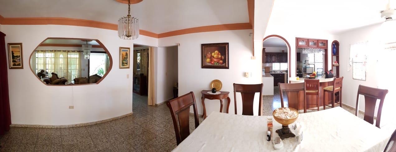 casas - venta de casa en Alma Rosa 1 de 500mts Santo Domingo este  4
