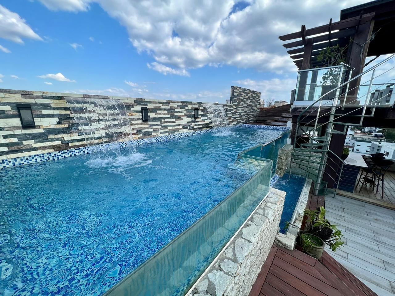 penthouses - PENTHOUSE EN MIRADOR NORTE, JACUZZI Y TERRAZA PRIVADA, 4 HABITACIONES AMUEBLADA
