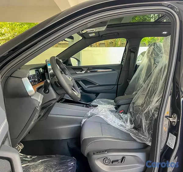 jeepetas y camionetas - Volkswagen Tiguan R Design 2026 11