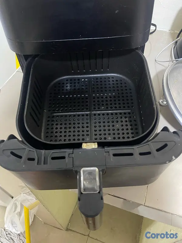 decoración y accesorios - Mesa en cristal y Airfryer 5