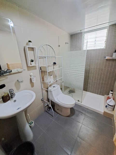 apartamentos - Vendo 2da con Terraza en el Millon 6