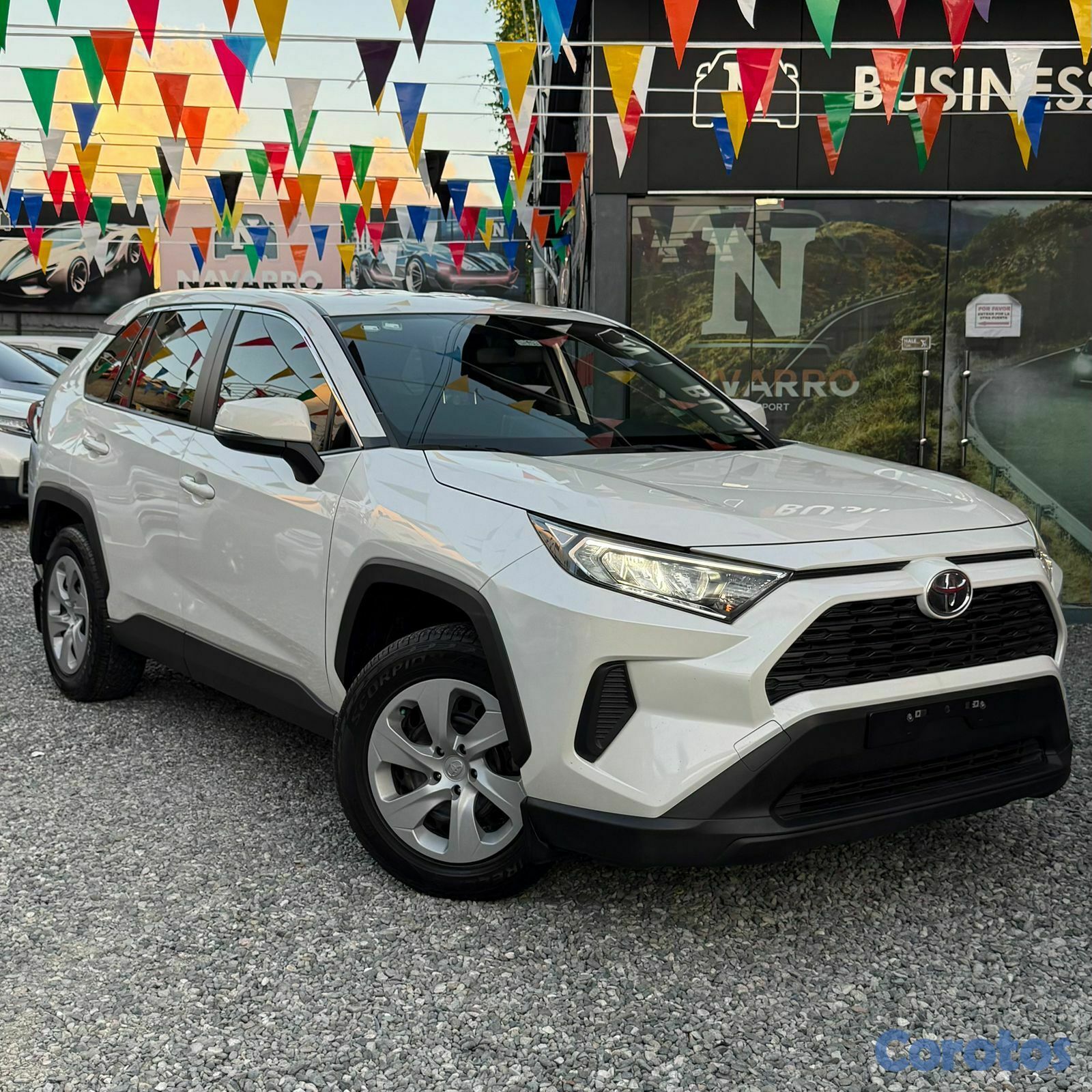 jeepetas y camionetas - TOYOTA RAV-4 LE 2021 1