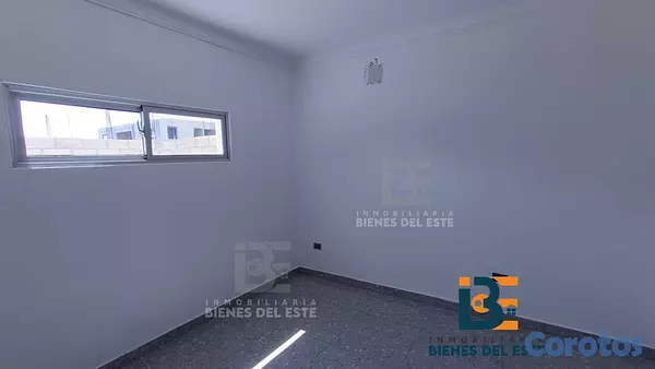 casas - Se Vende Nueva y Moderna Casa con Piscina ubicada  8
