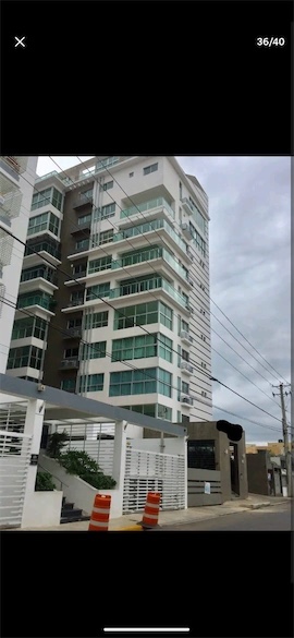 apartamentos - Venta de penthouse con jacuzzi en la Evaristo Morales Distrito Nacional 6