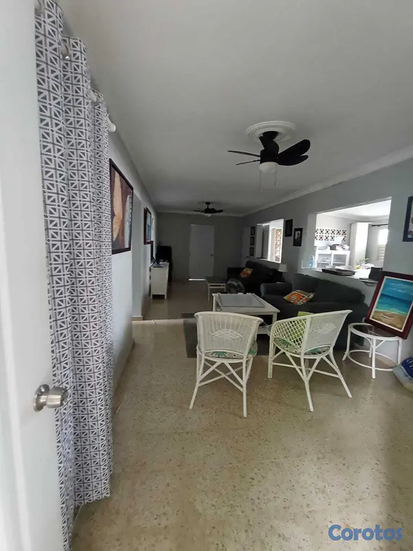 casas - Casas en Venta Ensanche Ozama 2 niveles  Precio RD 6