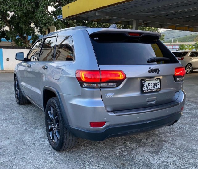 jeepetas y camionetas - Jeep grand cherokee limited 4x4 2017  3