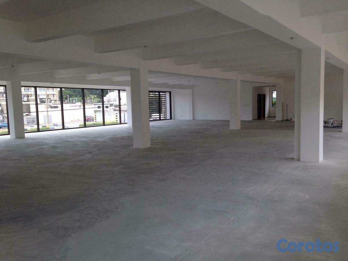 oficinas y locales comerciales - Locales comerciales 2do nivel alquiler Piantini Santo Domingo 5