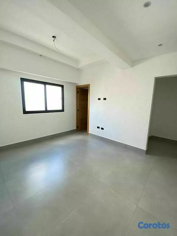 apartamentos - Apartamento 2do nivel con terraza en venta  8