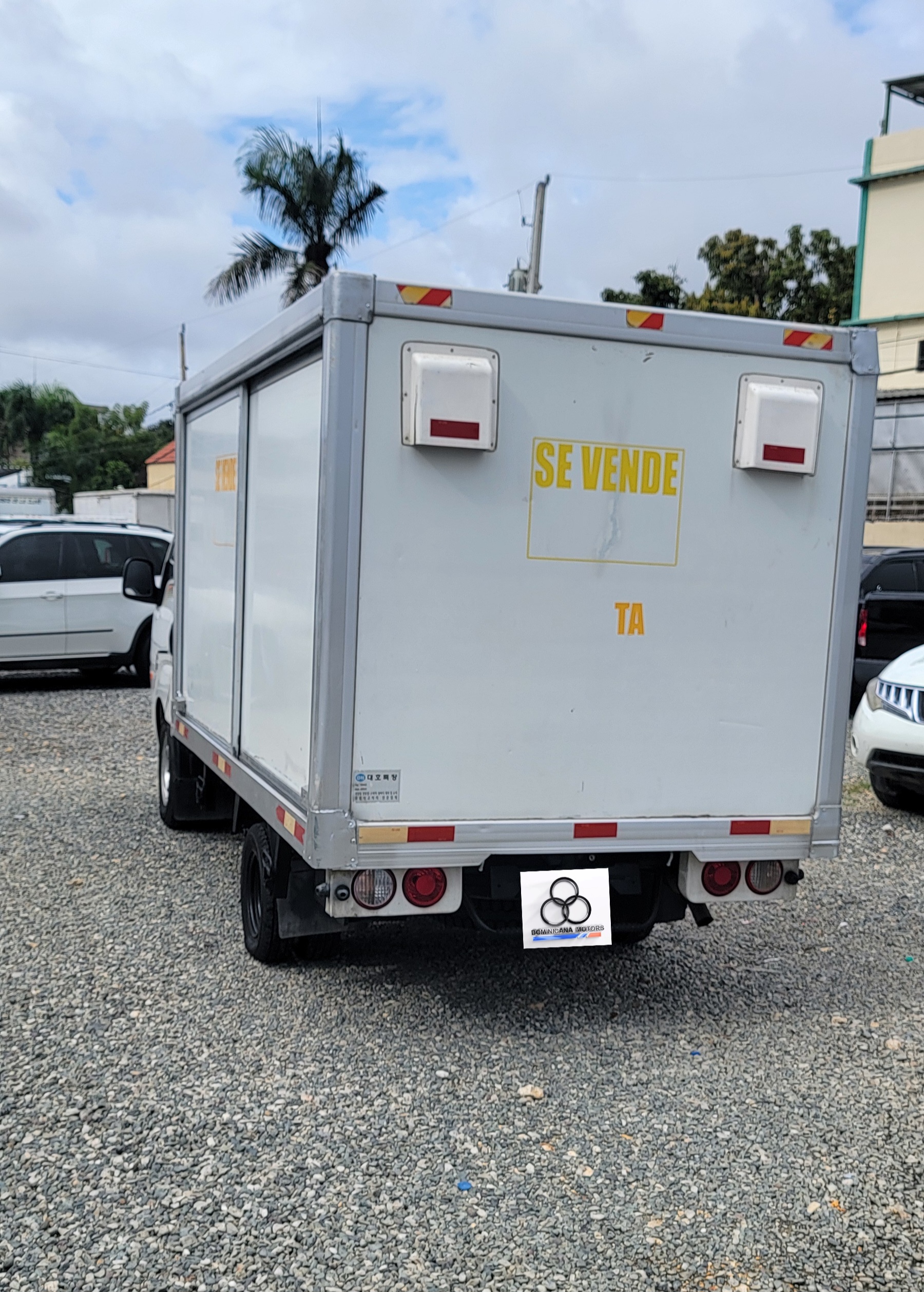 camiones y vehiculos pesados - KIA BONGO CON FURGON  2016 7