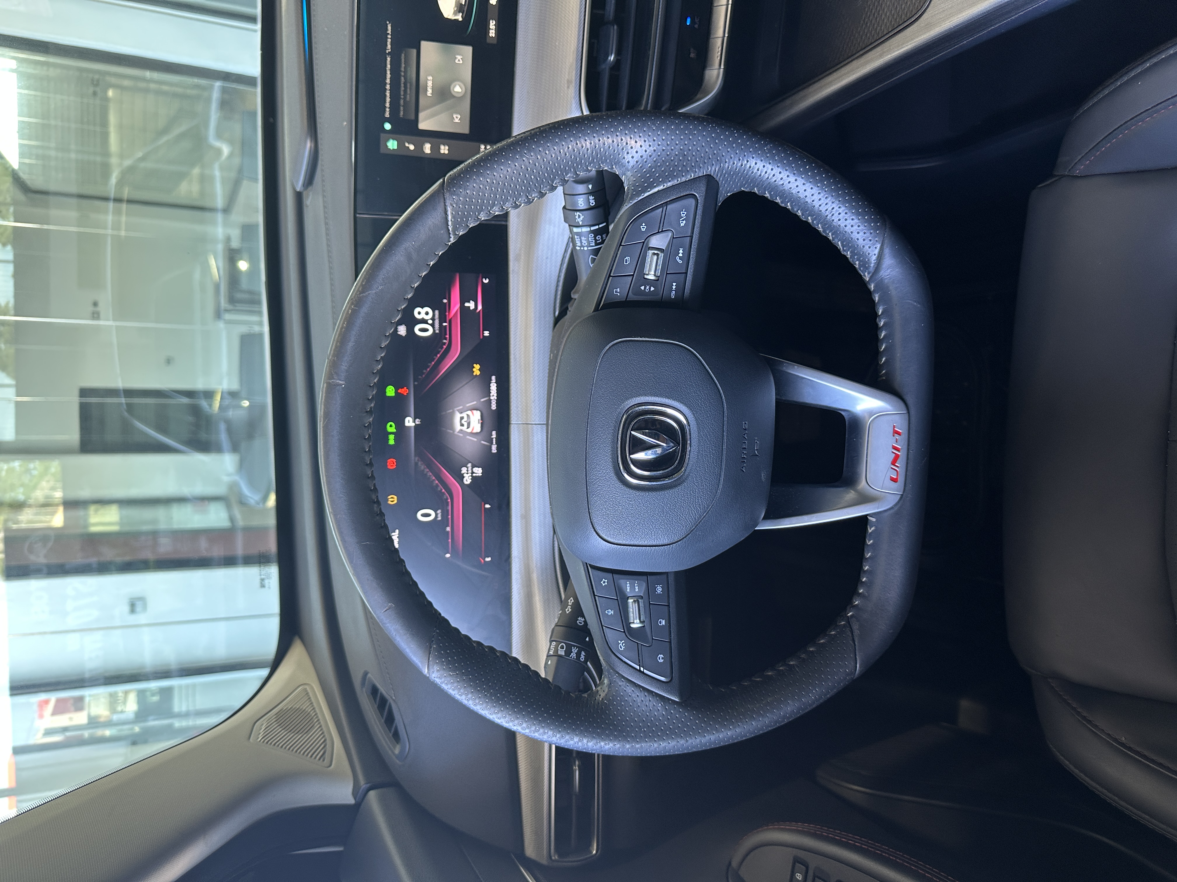 jeepetas y camionetas - Chan UNI-T 2023 8