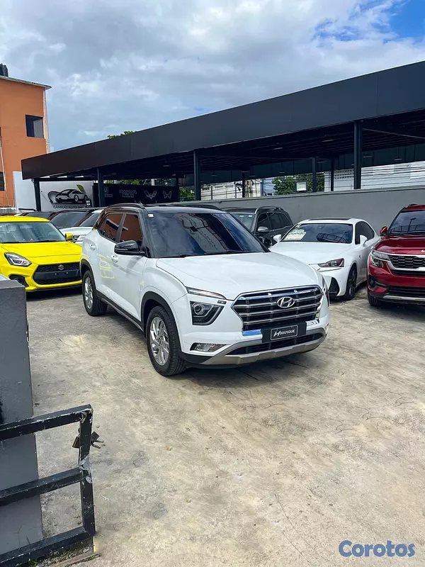 jeepetas y camionetas - Hyundai Cantus Bitono 2021 2