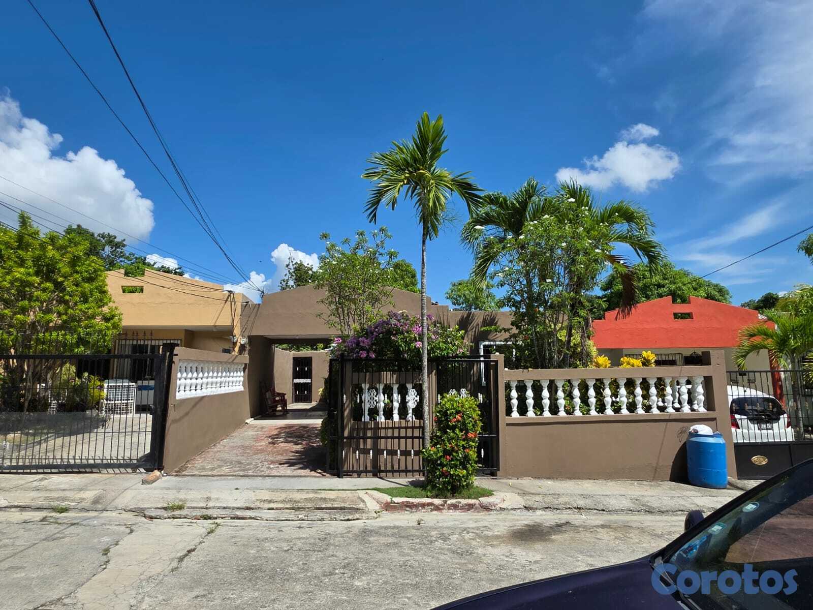 casas - Venta de inmueble en Carmen Renata primera  1