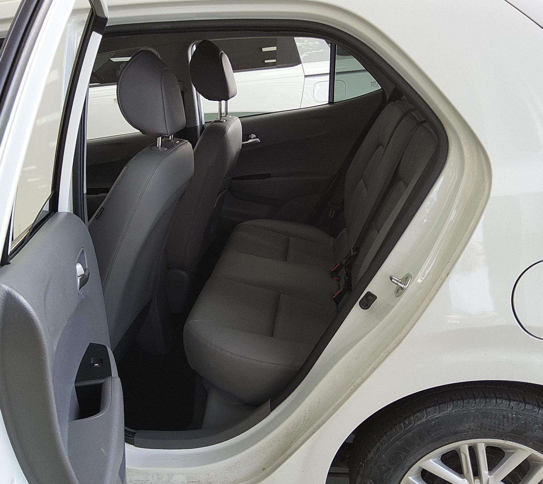 carros - KIA MORNING URBAN 2021 BLANCO GASOLINA 8