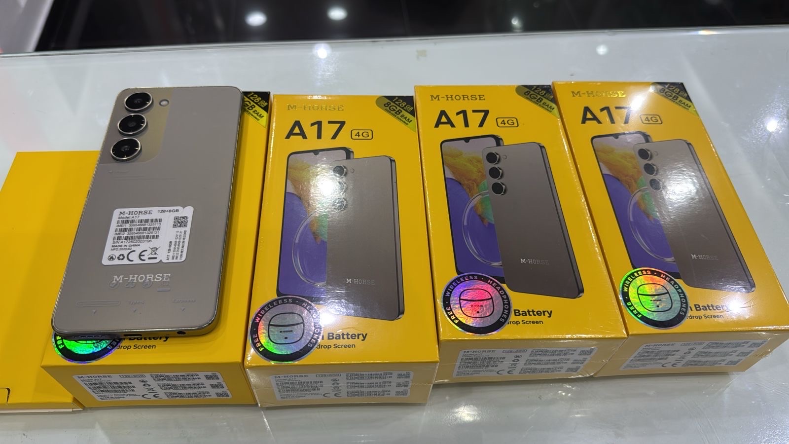 celulares y tabletas - MHORSE A17