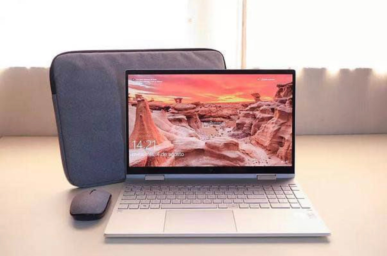 computadoras y laptops - *HP ENVY x360 Convertible Laptop - 15t-ed100 touch*