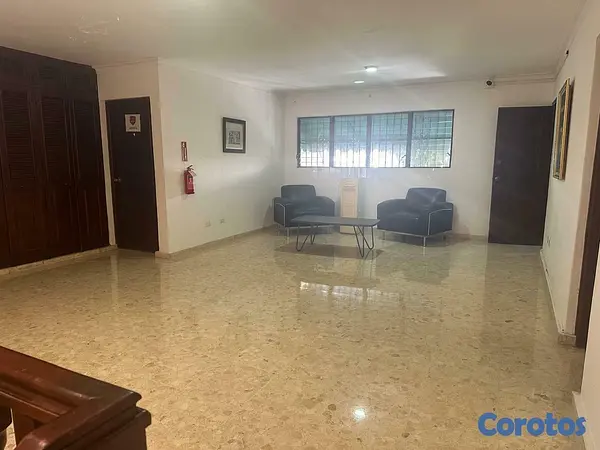 casas - En Venta Casa en la Castellana de 4 habitaciones 5