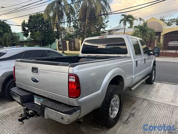 jeepetas y camionetas - Ford F250 Super Duty 5