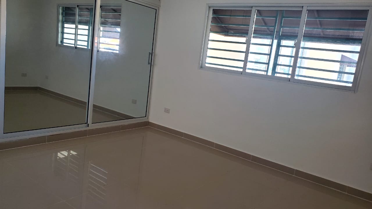 apartamentos - Apartamento Piso 4, con terraza independiente  3