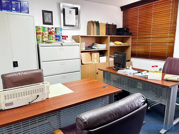 oficinas y locales comerciales - Alquiler local en Evaristo  5