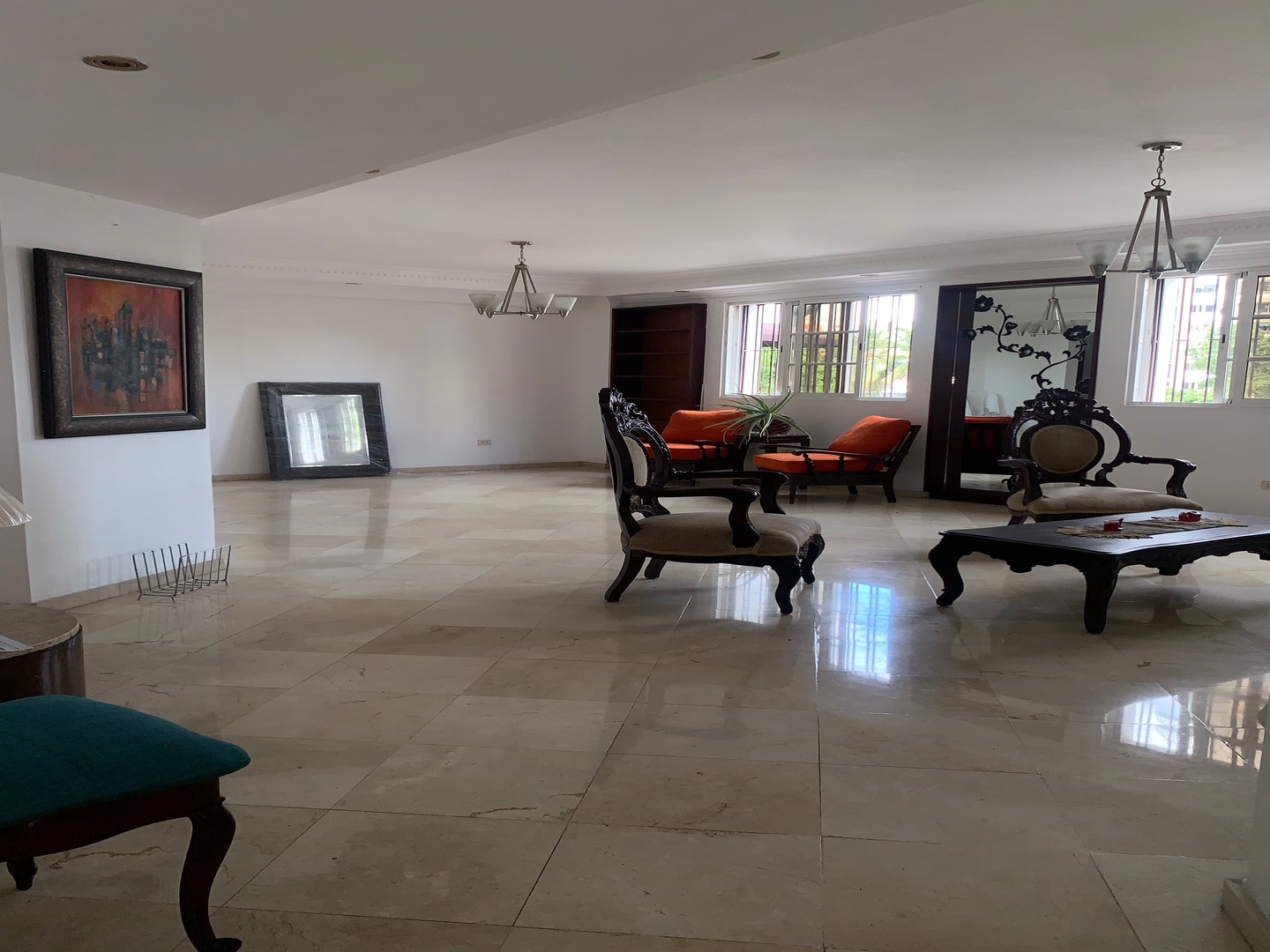 apartamentos - Vendo apto en Naco 
257. Mt2. 
Us$ 245,000