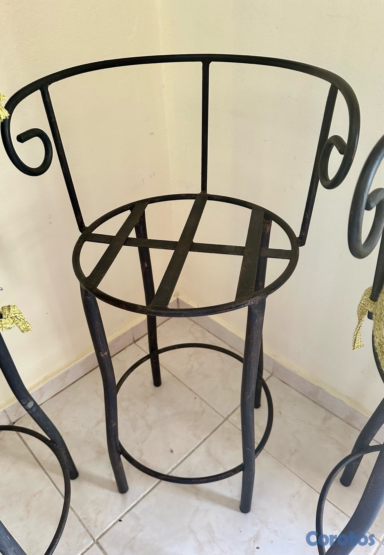 muebles y colchones - Sillas de desayunador en hierro. 2