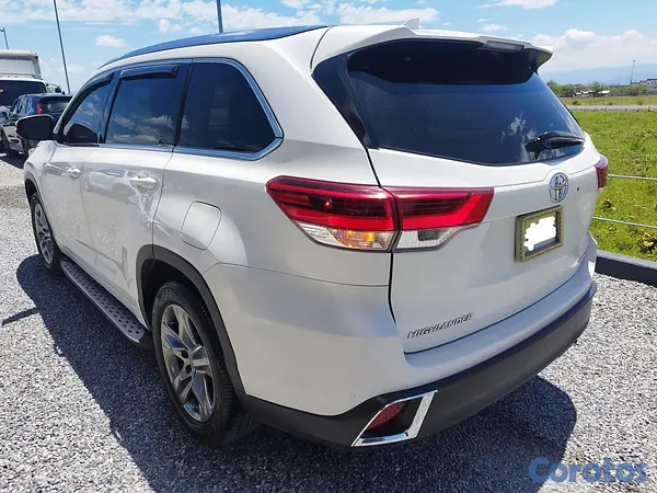jeepetas y camionetas - 2017 Toyota Highlander Limited  6