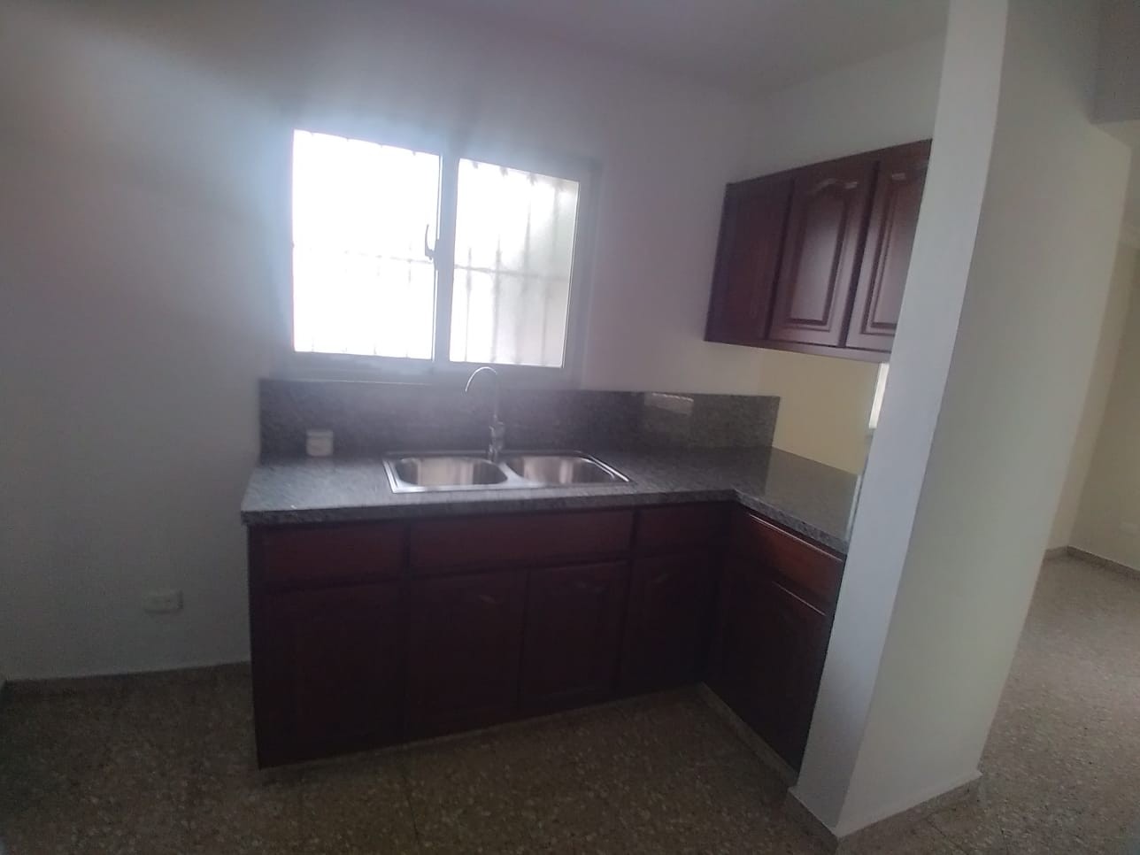 apartamentos - Se alquila apartamento en Urbanización Real 7