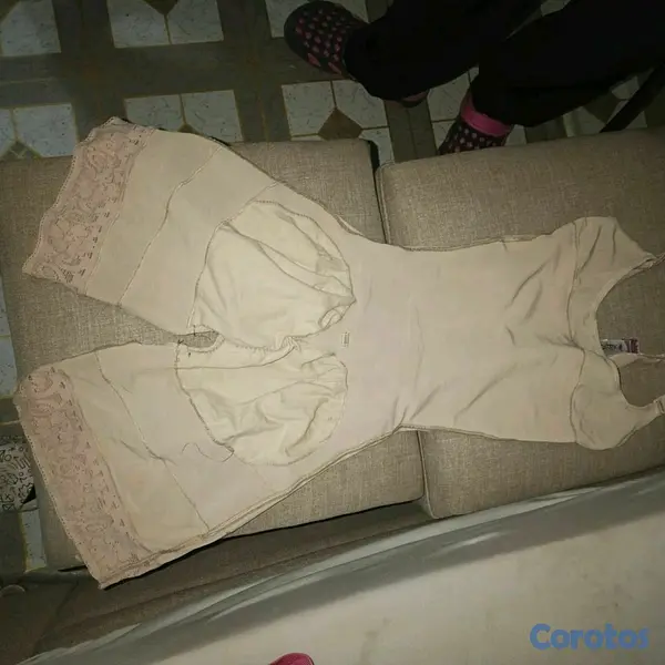 ropa para mujer - fajas usadas  7