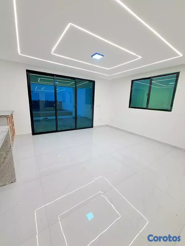 casas - venta de casa de lujo con piscina en la autopista de san isidro prado oriental  5