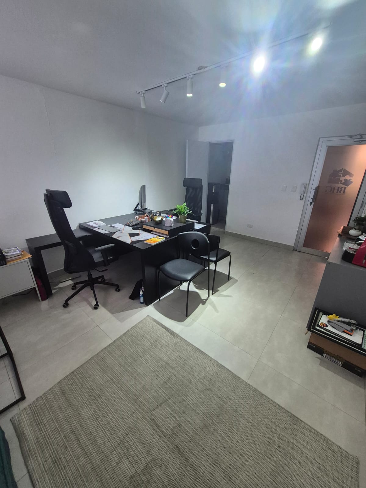 oficinas y locales comerciales - Alquilo local para Oficina Mirador Sur ju 5