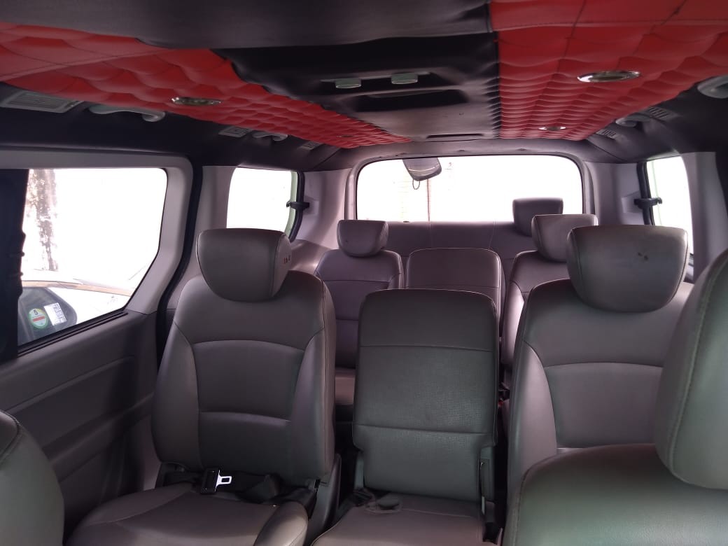 jeepetas y camionetas - HYUNDAI GRAND STAREX 2018 BLANCO IMPORTADA. 5