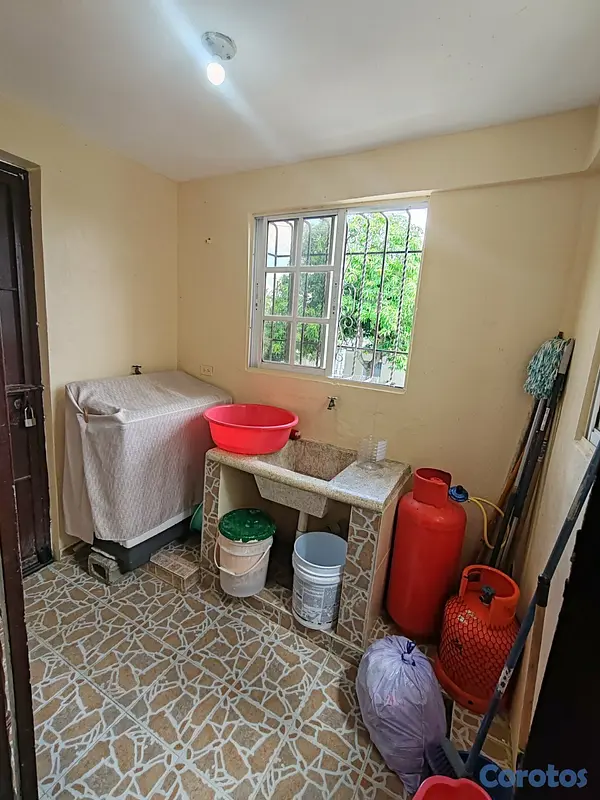 casas - Rento 2do nivel Riviera del Caribe, Aut Las Américas, Santo Domingo Este  11