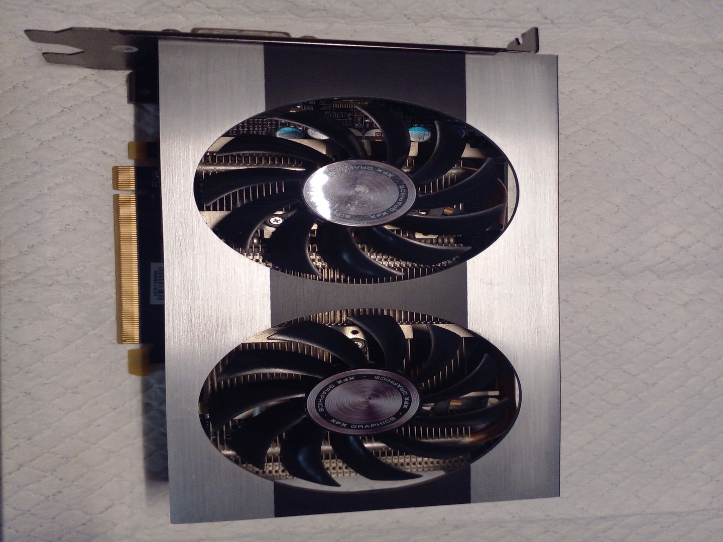 computadoras y laptops - Tarjeta de Video Grafica, XFX Radeon R7 260X Ghost 2GB