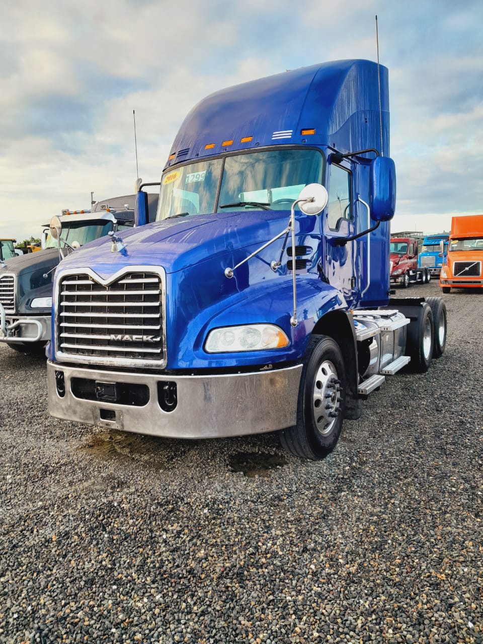 camiones y vehiculos pesados - Mack Pinnacle año 2016