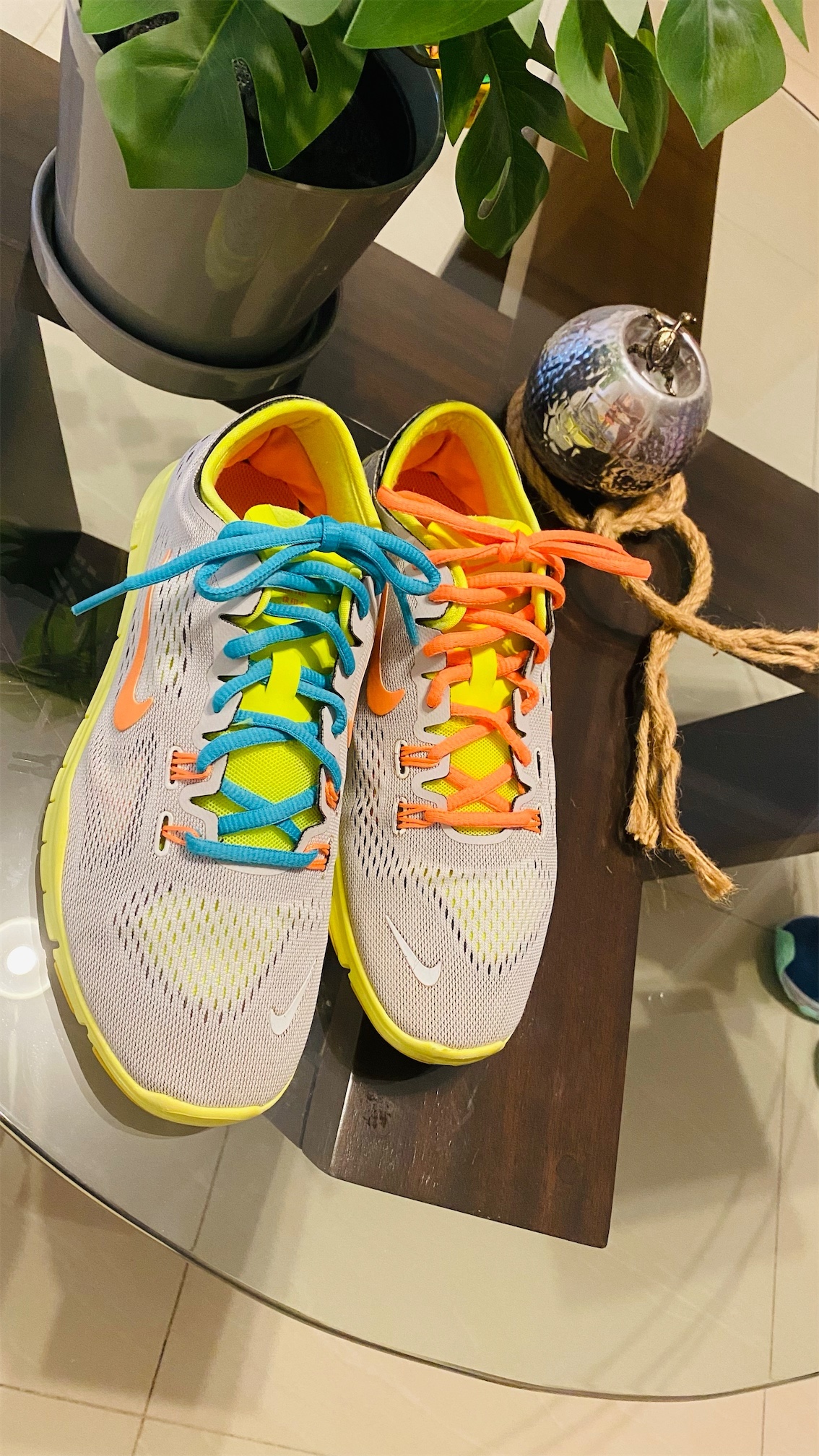 Corotos Oportunidad Tenis Nike Originales como nuevos Size 8 de mujer