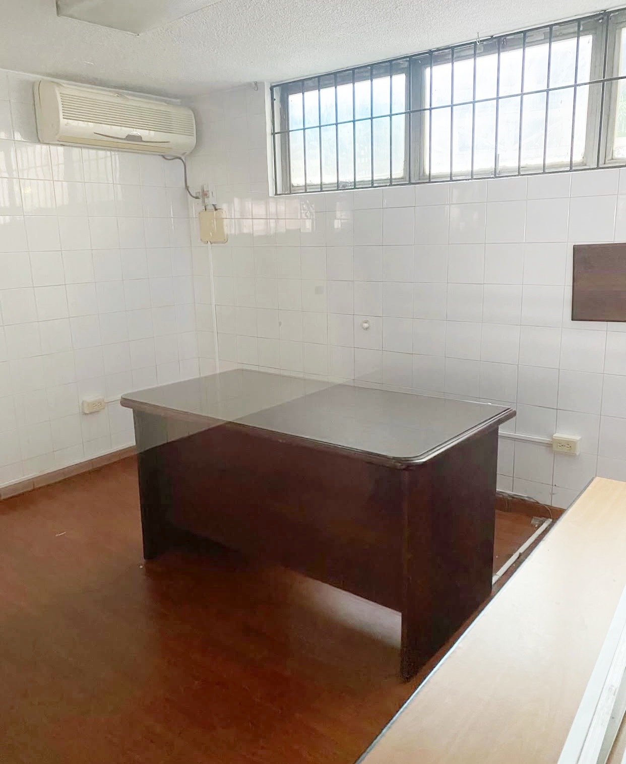 oficinas y locales comerciales - Local en primer nivel  7