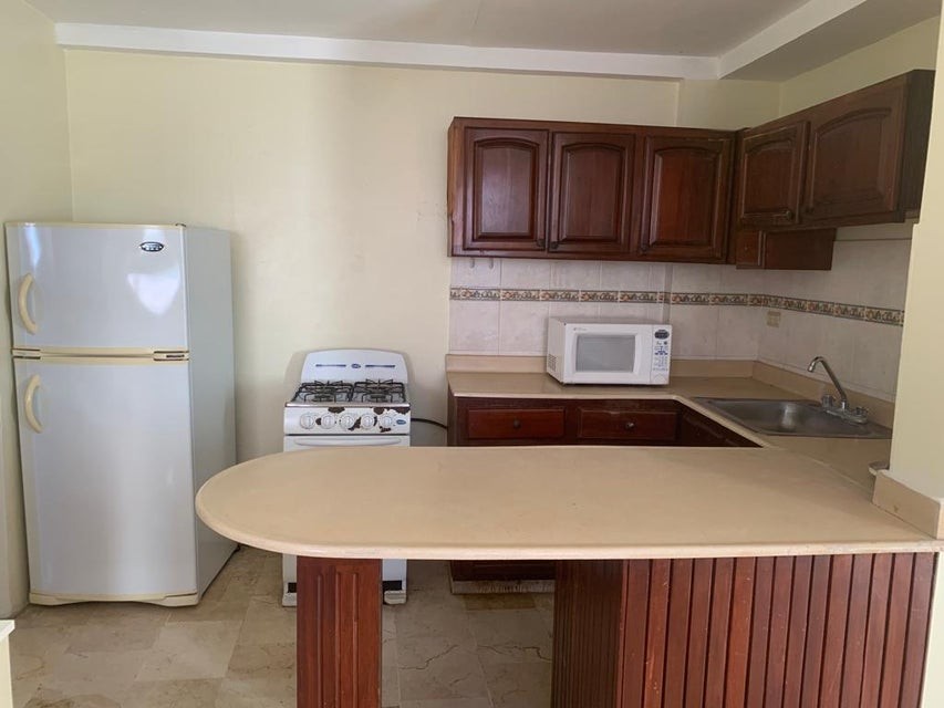 apartamentos - Apartamento en venta #24-996 excelente ubicación, iluminado, cómodo. 1