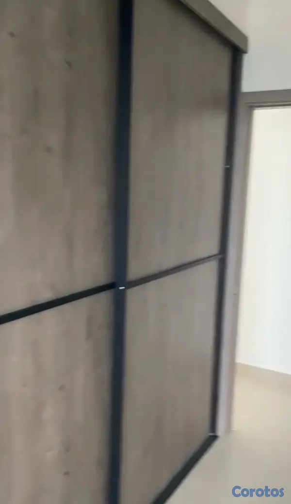 apartamentos - Venta de Apartamento Nuevo en Bella Vista, 5to piso. 
 5