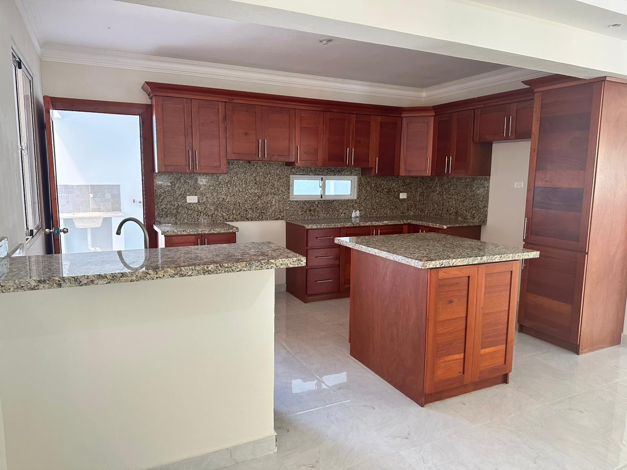 casas - casa en venta en San Isidro 2