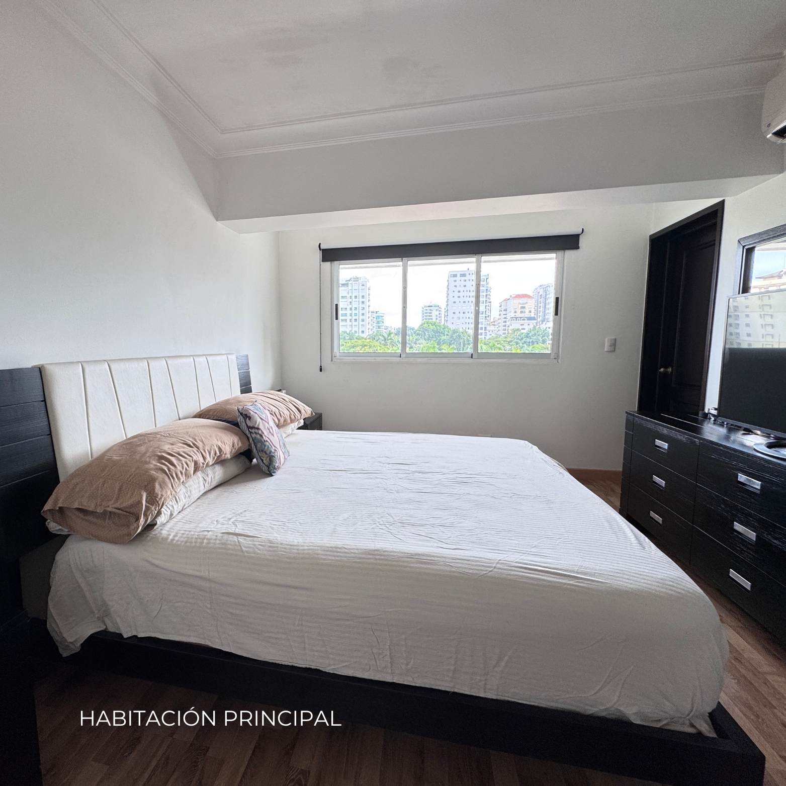 apartamentos - Vendo apartamento amueblado en Piantini 5