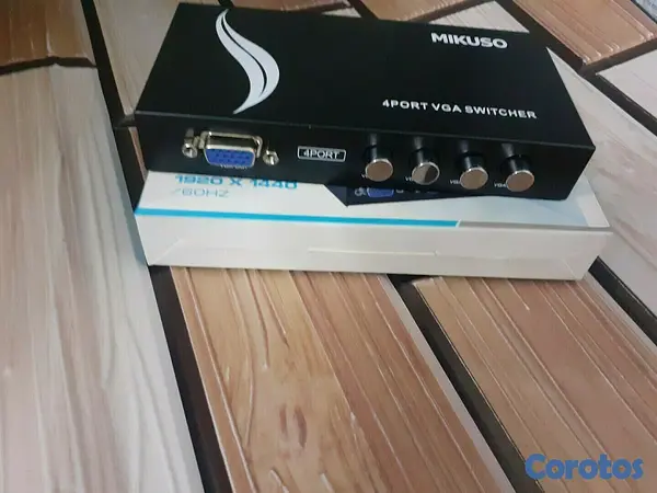 otros electronicos - Interruptor VGA de 4 puertos - Switch VGA 3