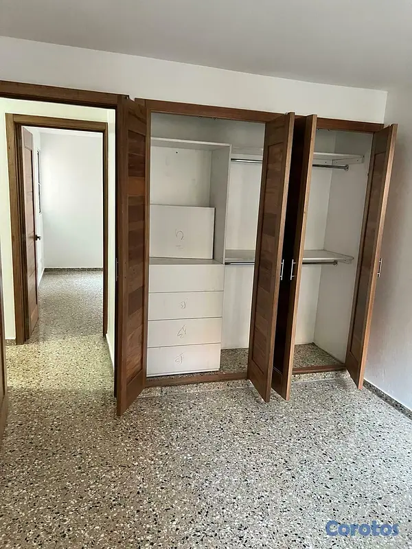 apartamentos - Amplio Apartamento ideal para familias o inversión 3