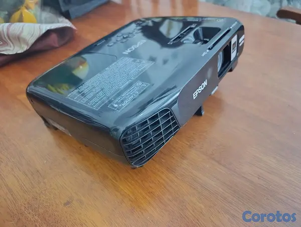 computadoras y laptops - Proyector Epson 3,000 Lumenes 4