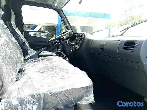 camiones y vehiculos pesados - HYUNDAI HD-65 2023 (o kms) 2